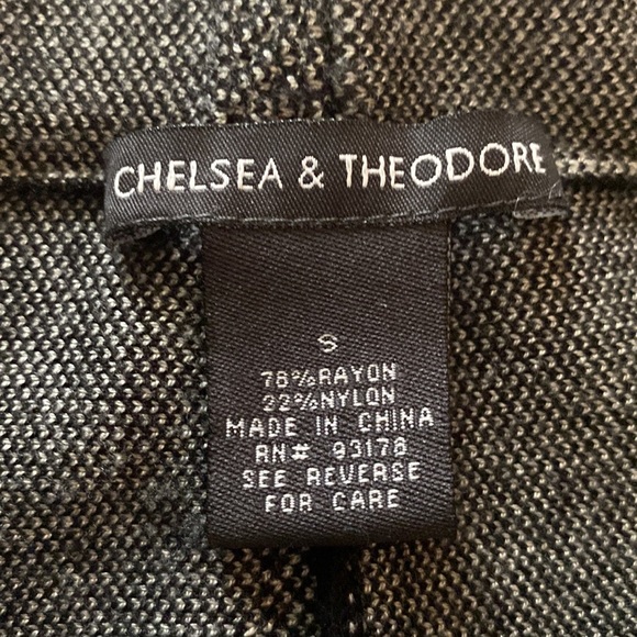 Chelsea and Theodore knit skirt Small - Picture 4 of 9